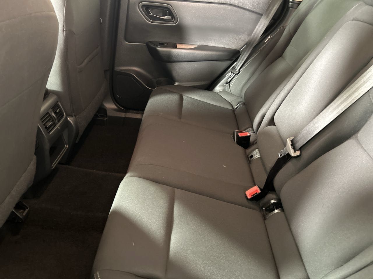 Used 2024 Nissan Rogue S FWD image 24