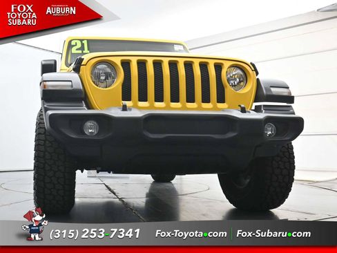 Used 2021 Jeep Wrangler Sport AWD/4WD image 21
