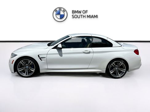 Used 2016 BMW M4 Convertible RWD image 4