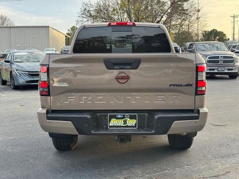 Certified 2023 Nissan Frontier PRO-4X w/ Pro Convenience Package image 4