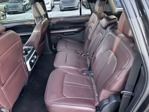 Used 2023 Ford Expedition Max Limited image 35