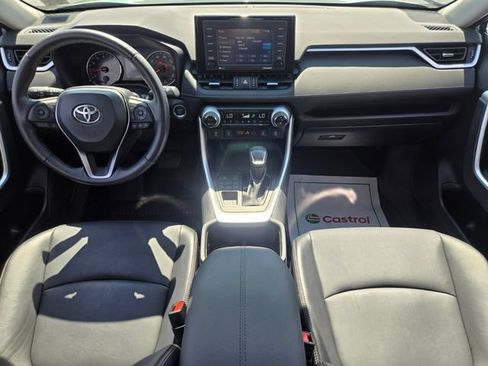 Used 2022 Toyota RAV4 XLE Premium AWD/4WD image 15