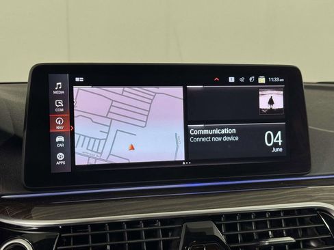 Used 2022 BMW 530i xDrive w/ Convenience Package AWD/4WD image 27