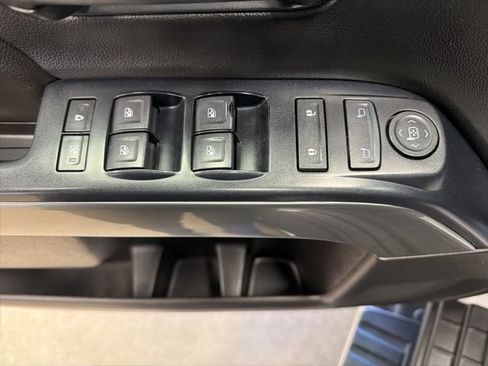 Used 2017 Chevrolet Silverado 2500 LT AWD/4WD image 15
