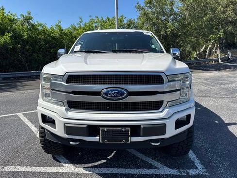 Used 2018 Ford F150 Platinum w/ Equipment Group 701A Luxury AWD/4WD image 2