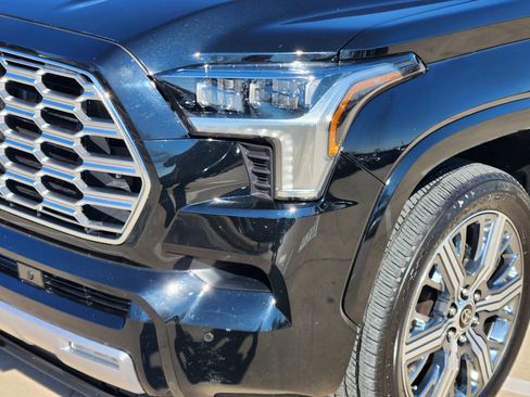 Used 2024 Toyota Sequoia Capstone image 6