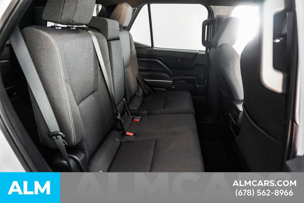 Used 2025 Toyota 4Runner SR5 AWD/4WD image 20