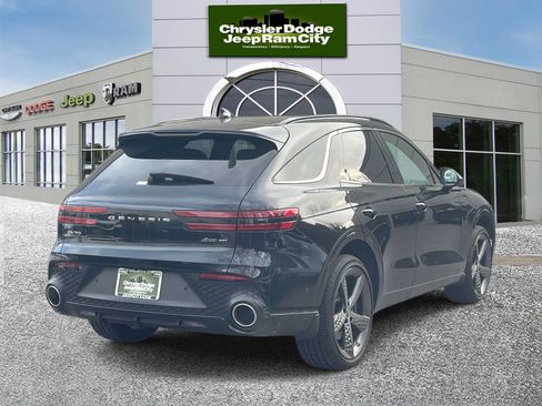 Used 2025 Genesis GV70 3.5T Sport w/ Sport Advanced Package image 6