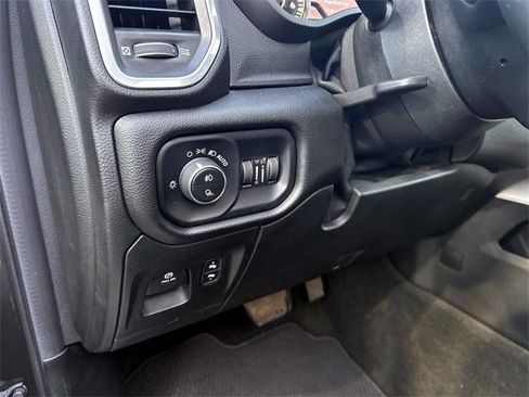 Used 2020 RAM 1500 Laramie image 22