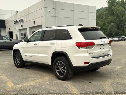 Used 2017 Jeep Grand Cherokee Limited AWD/4WD image 8
