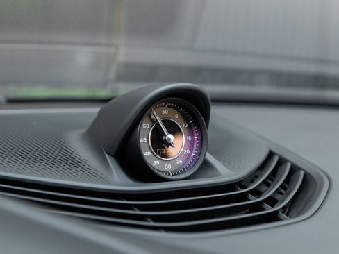 Certified 2021 Porsche Taycan Turbo S image 25