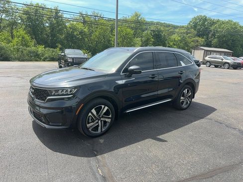 Used 2023 Kia Sorento EX AWD/4WD image 4