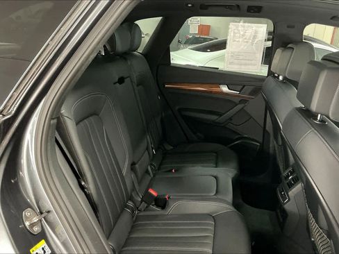 Used 2022 Audi Q5 2.0T Premium Plus w/ Premium Plus Package image 29