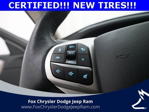 Used 2021 Ford Explorer XLT w/ Equipment Group 202A image 18