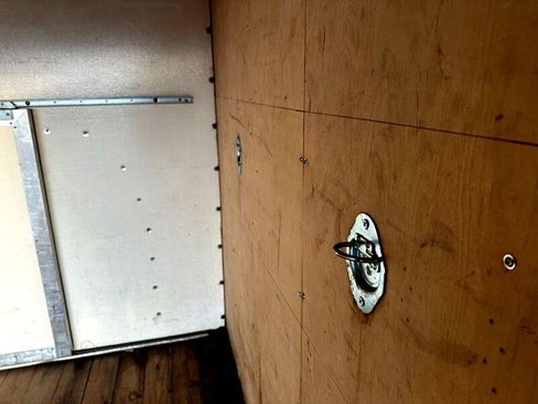 Used 2017 GMC Savana 3500 image 18