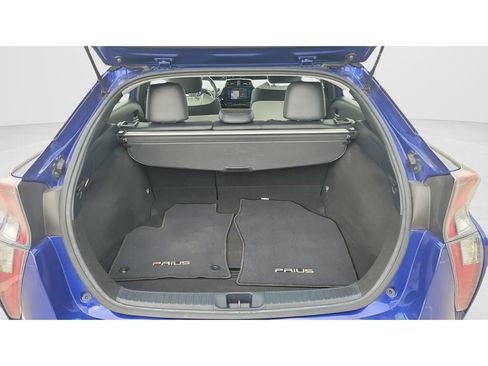 Used 2016 Toyota Prius Four Touring FWD image 9