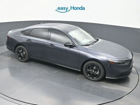 New 2025 Honda Accord SE image 16