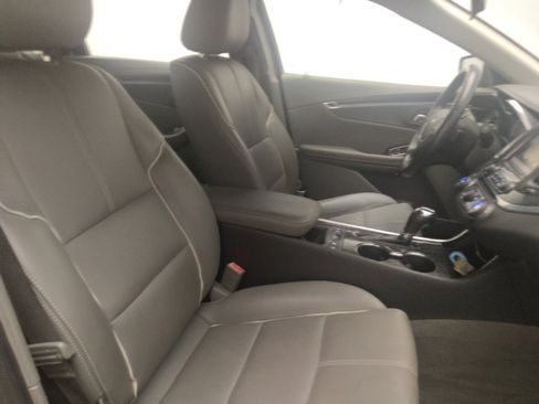 Used 2015 Chevrolet Impala LTZ FWD image 21