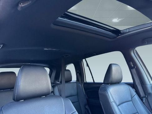 Used 2024 Honda Passport EX-L image 15