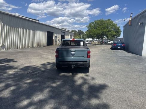 Used 2023 Ford Maverick Lariat w/ Lariat Luxury Package image 6