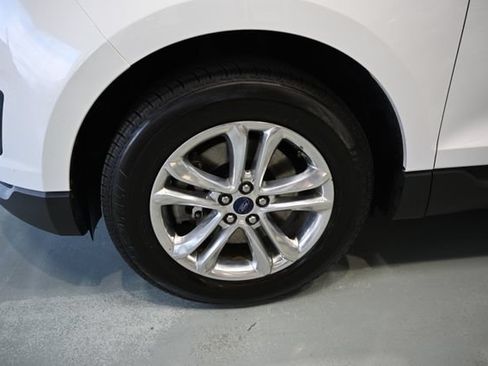 Used 2016 Ford Edge SEL w/ Equipment Group 201A AWD/4WD image 31