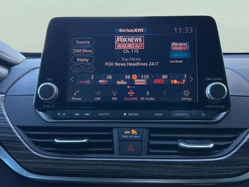 Used 2022 Nissan Altima 2.5 Platinum image 11