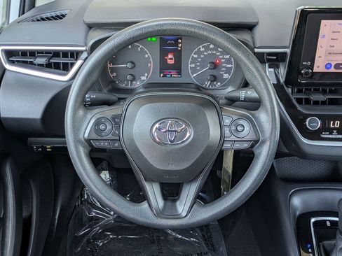 Used 2023 Toyota Corolla LE image 13