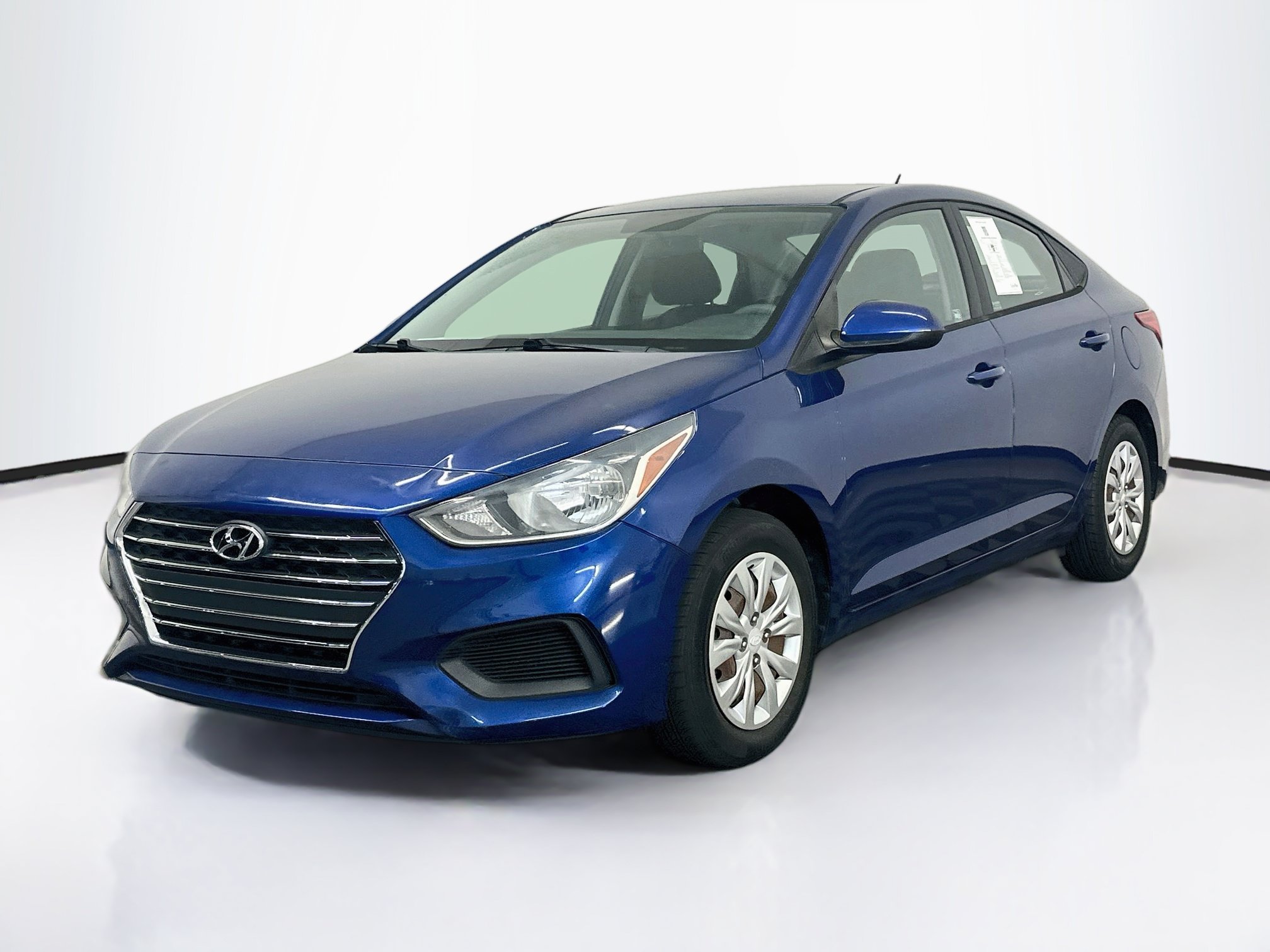 Used 2020 Hyundai Accent SE FWD image 3