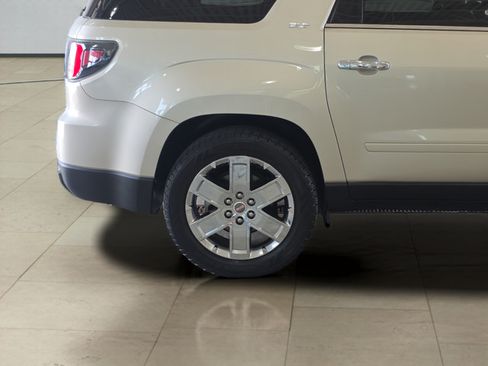 Used 2017 GMC Acadia Limited SLT AWD/4WD image 32