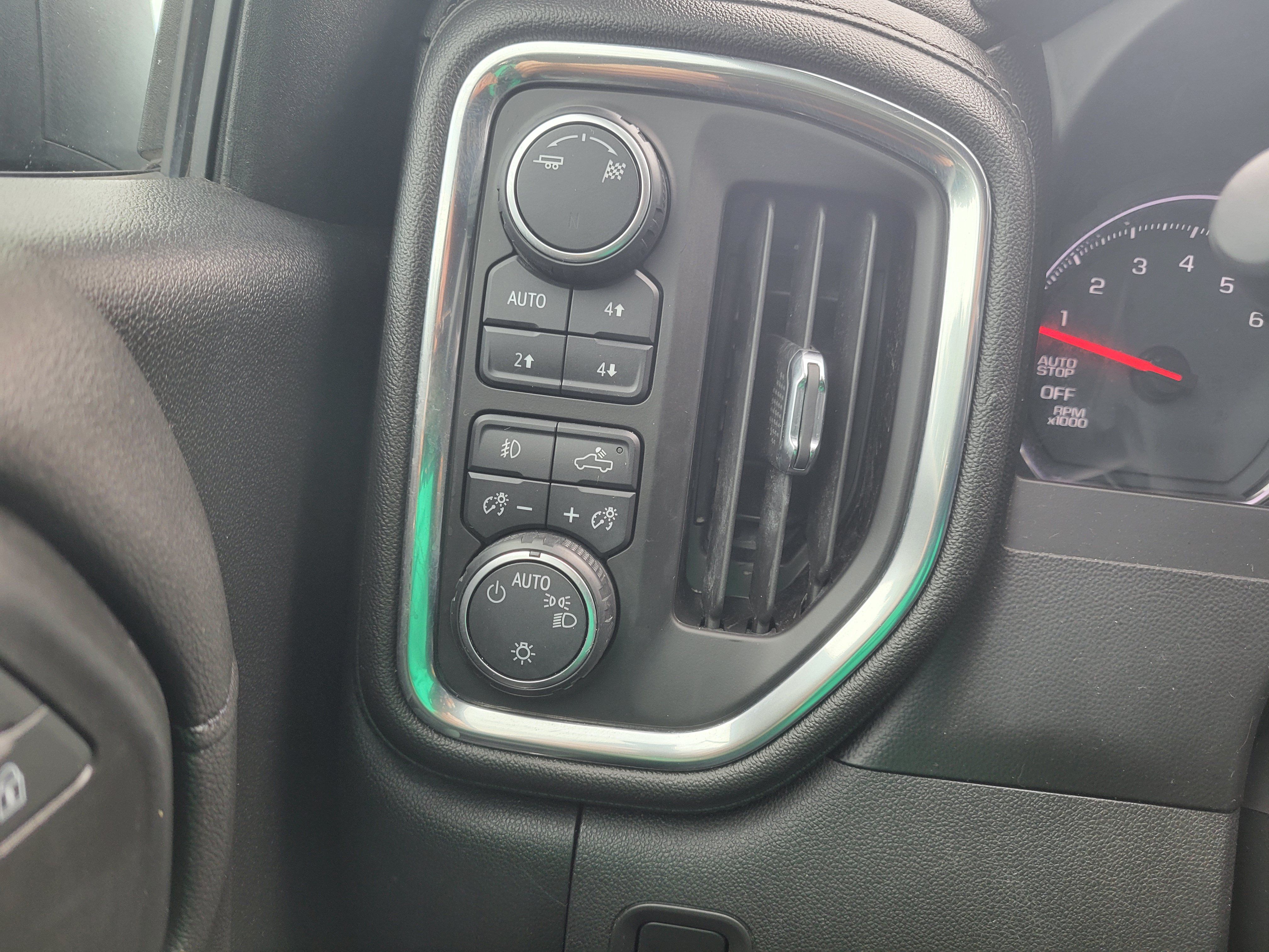 Certified 2019 Chevrolet Silverado 1500 RST AWD/4WD image 21
