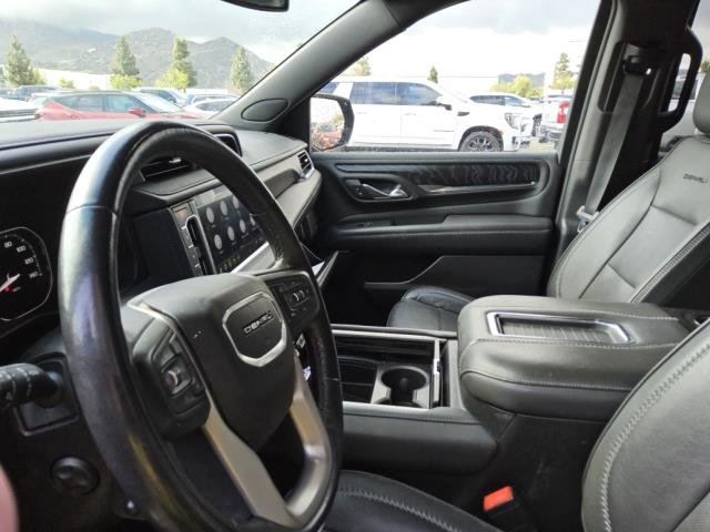 Used 2021 GMC Yukon XL Denali AWD/4WD image 17