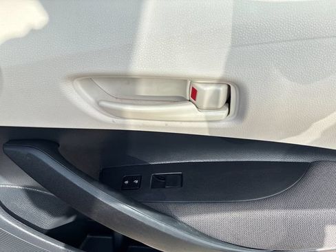 Certified 2025 Toyota Corolla LE FWD image 16