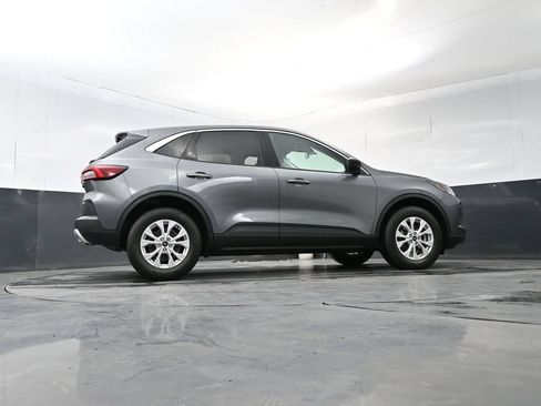 Used 2023 Ford Escape Active AWD/4WD image 24