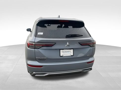 New 2026 Mitsubishi Outlander SEL FWD image 7