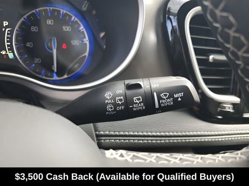 New 2026 Chrysler Pacifica Select image 35