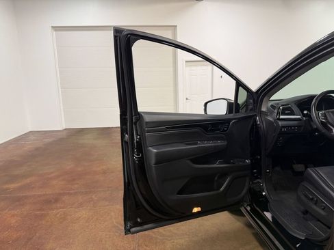 Used 2023 Honda Odyssey Touring image 60
