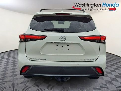 Used 2020 Toyota Highlander Limited AWD/4WD image 5
