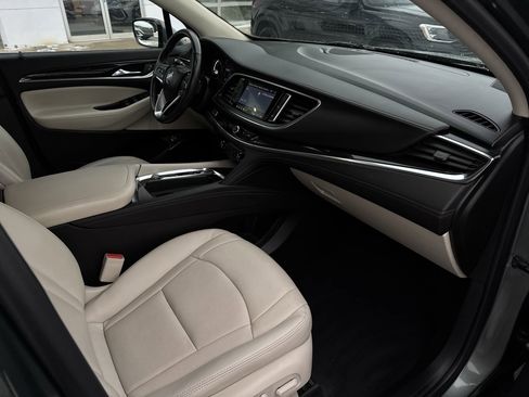 Certified 2023 Buick Enclave Essence w/ Experience Buick Package image 28