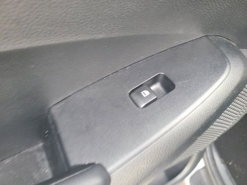 Used 2024 Kia Seltos EX image 15