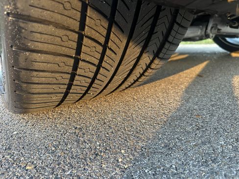 Used 2017 Chevrolet Corvette Grand Sport w/ Carbon Flash Badge Package image 47