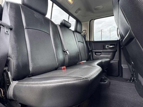 Used 2015 RAM 1500 Laramie AWD/4WD image 34