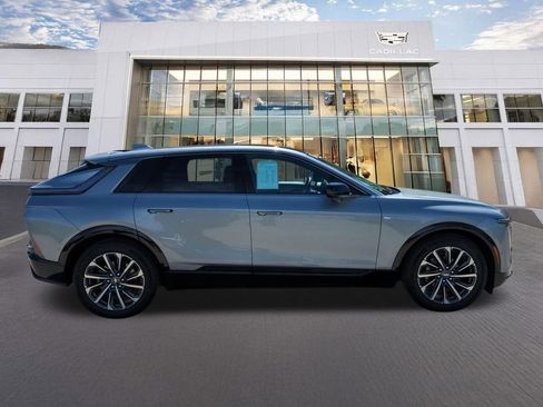 Certified 2024 Cadillac Lyriq Sport image 4