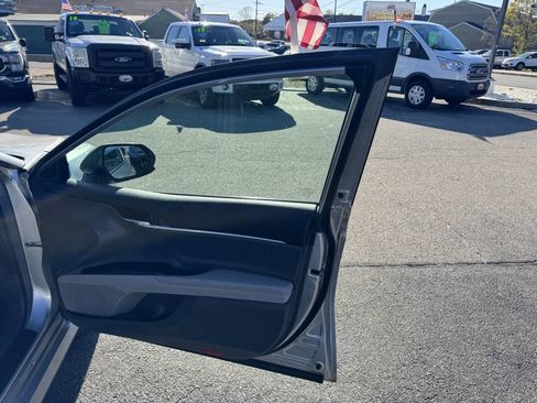 Used 2022 Toyota Camry LE FWD image 26
