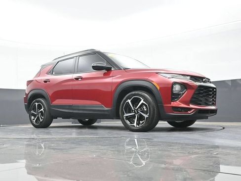 Used 2021 Chevrolet TrailBlazer RS w/ Technology Package FWD image 52