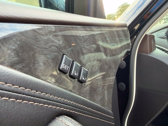 Used 2021 Nissan Armada Platinum w/ Captain's Chairs Package RWD image 20