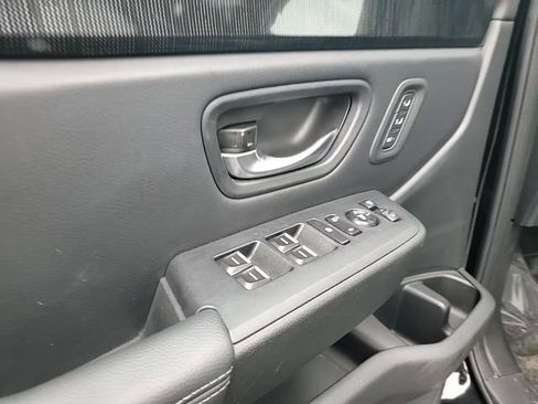 Used 2023 Honda Pilot Elite image 13