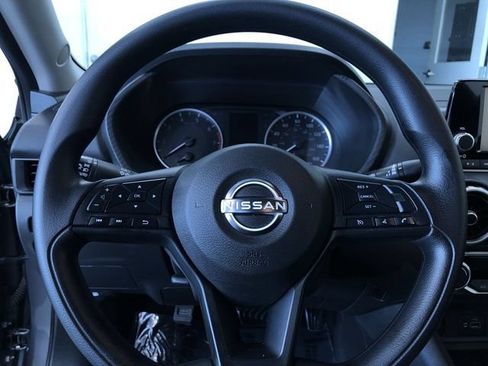 Used 2025 Nissan Sentra S FWD image 24