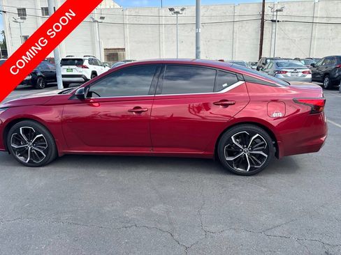 Used 2023 Nissan Altima 2.5 SR FWD image 7