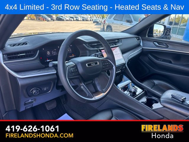 Used 2024 Jeep Grand Cherokee L Limited AWD/4WD image 15