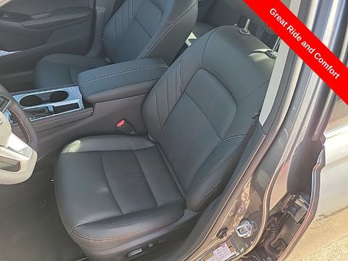 New 2025 Nissan Altima 2.5 SR w/ SR Premium Package FWD image 18
